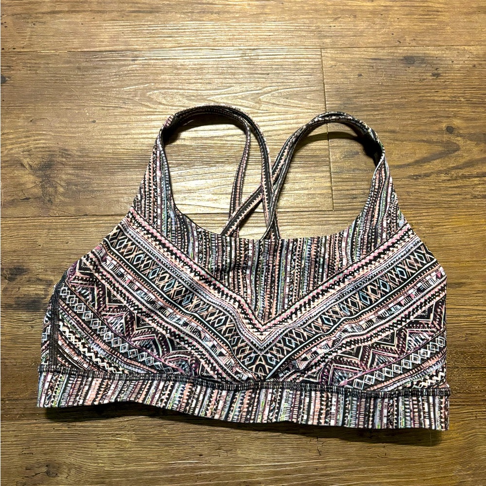 Lululemon Patterned Strappy Sports Bra - size 6